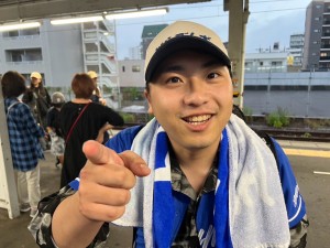 く